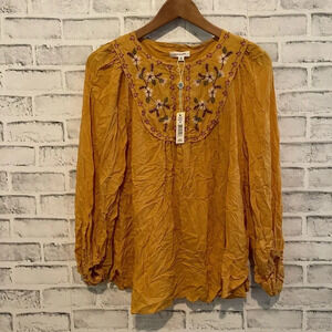 NWT! Women’s Max Studio mustard colored embroidered neck blouse Small